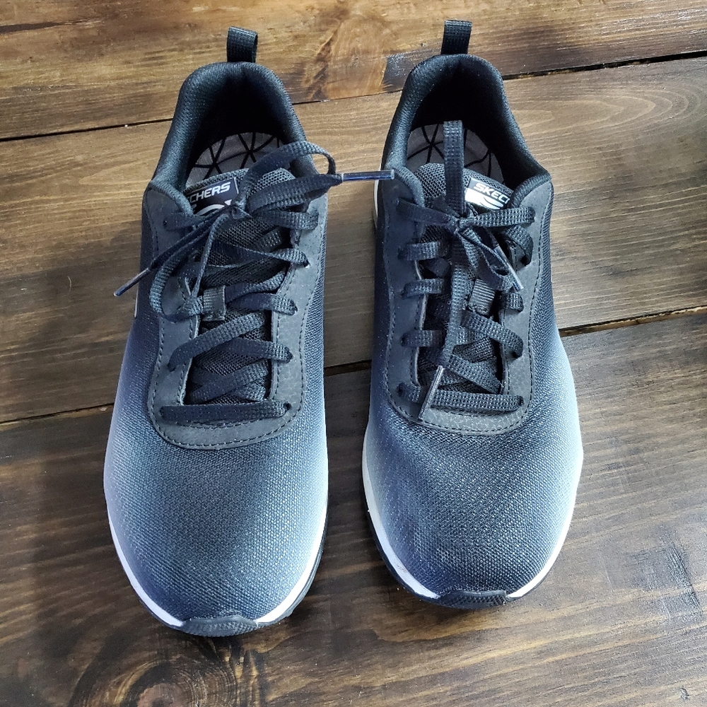 Skechers